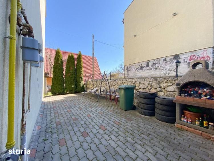 Casă cu 4 camere cu Teren 180 Mp în Borhanci