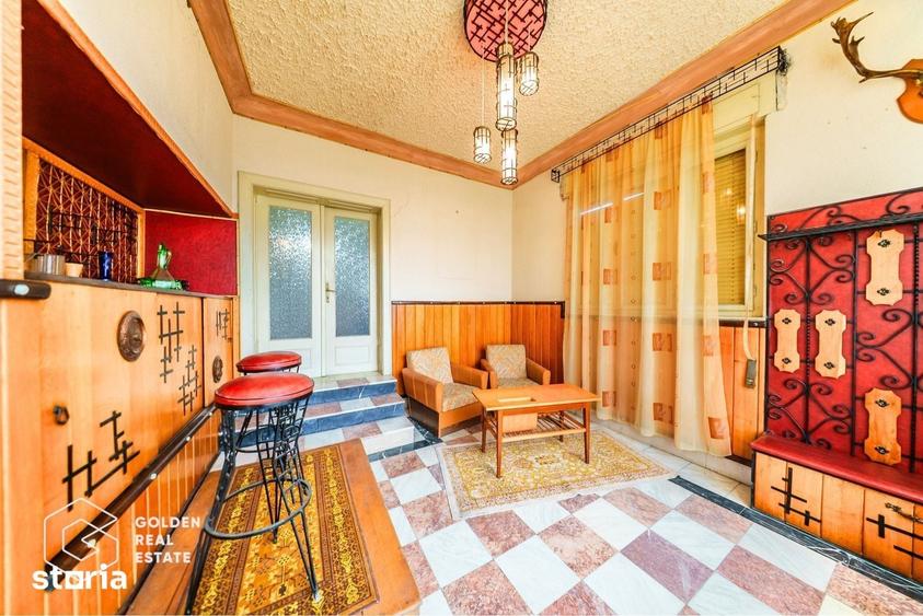 Casă cu 5 camere cu Teren 2880 Mp în Zimandu Nou