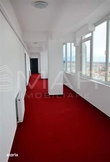 Apartament cu 3 camere în Mihai Viteazul