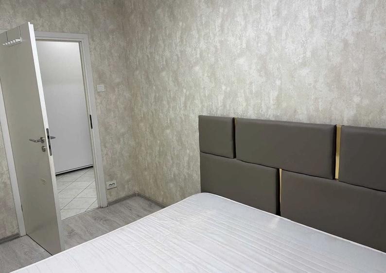 Apartament cu 3 camere decomandat, mobilat în Colentina