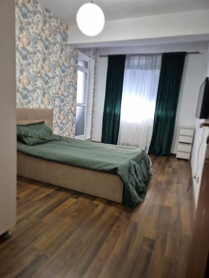 Apartament cu 3 camere decomandat în Militari