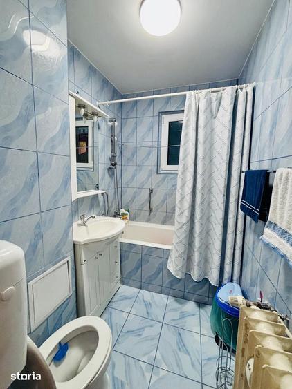 Apartament cu 3 camere de vanzare , 1 Decembrie, Titan, Piata Minis - 8