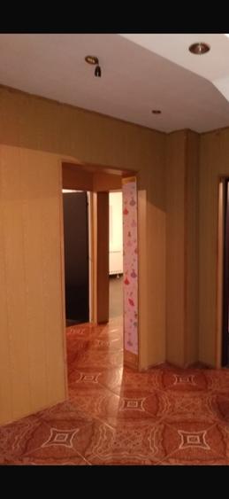 Apartament cu 3 camere decomandat în Rahova