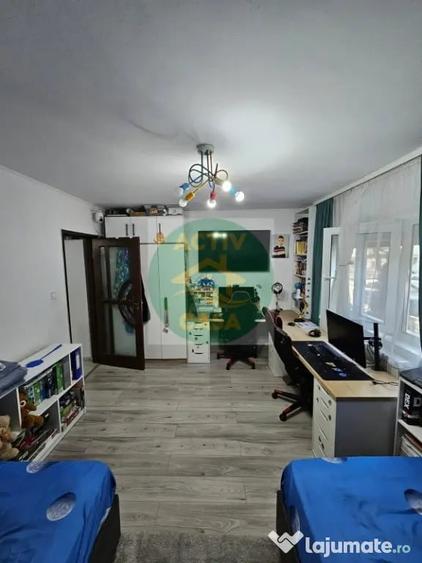 Apartament cu 3 camere decomandat în Central