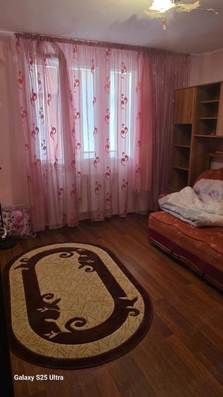 Apartament cu 2 camere decomandat în Horia