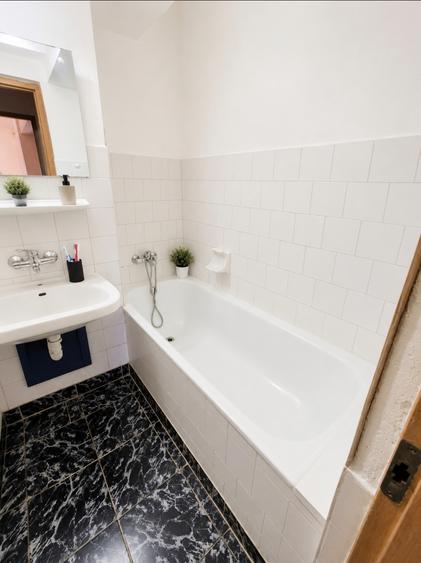 Apartament cu 2 camere decomandat în Ultracentral