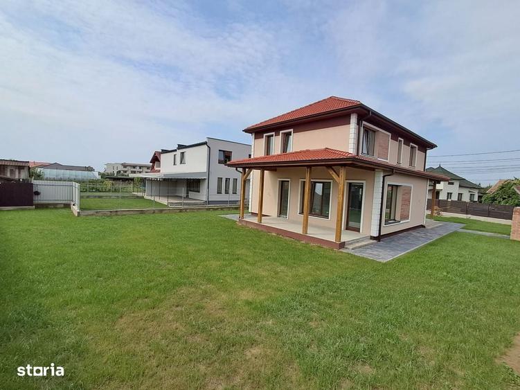 Casă cu 4 camere în Apahida