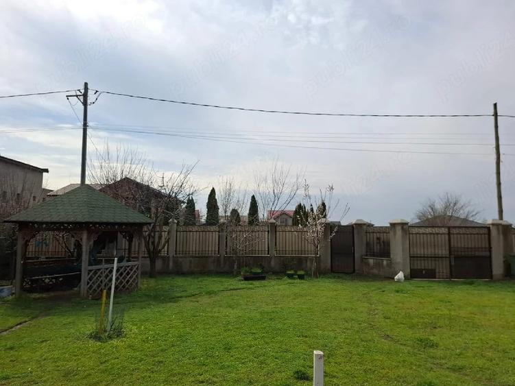 Teren de 550 mp, în Vânători