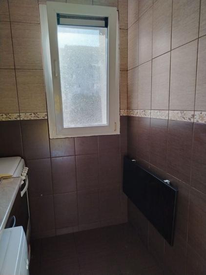 Garsonieră semidecomandată în Titan