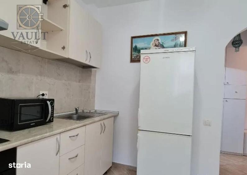 Garsonieră decomandată, mobilată în Titan