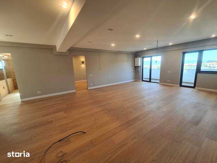 Apartament cu 3 camere în Sud