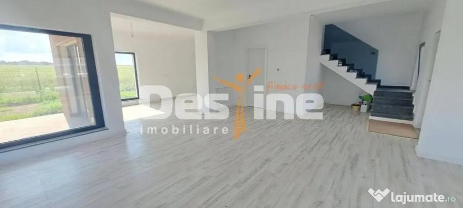 Casă cu 4 camere cu Teren 350 Mp în Miroslava