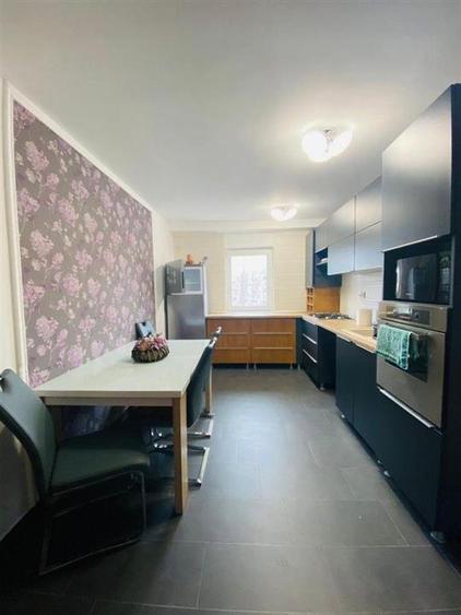 Apartament cu 4 camere decomandat în Gheorgheni