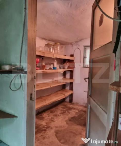 Casa cu 3 camere, anexe, curte ?i gradina - Boian (Cluj) - 1