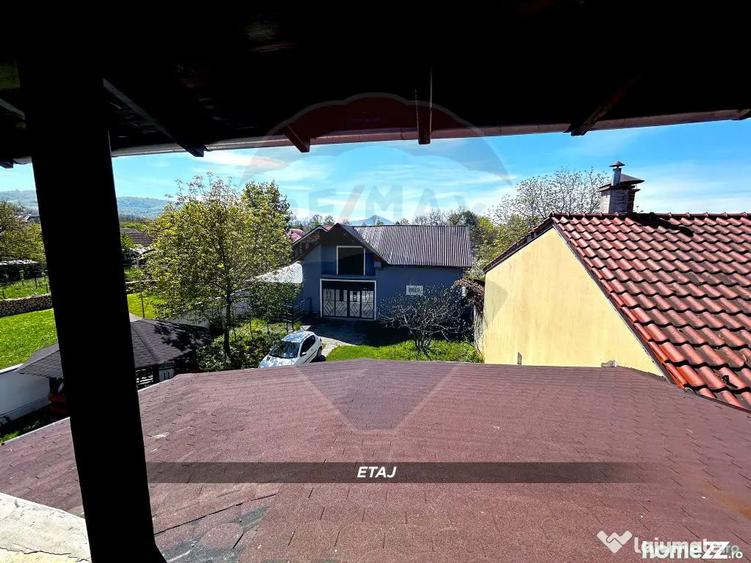 Casă cu 3 camere cu Teren 765 Mp în Central