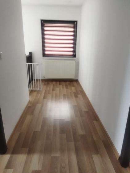 Casă individuală cu 5 camere cu Canalizare în Galata