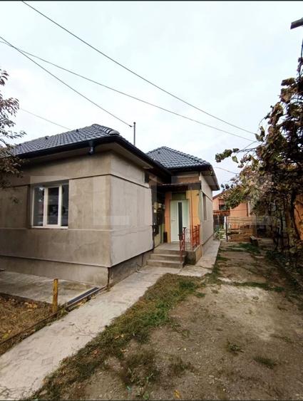 Casă individuală cu 3 camere cu Canalizare în Someșeni
