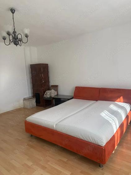 Casă cu 4 camere cu Teren 500 Mp în Turnișor