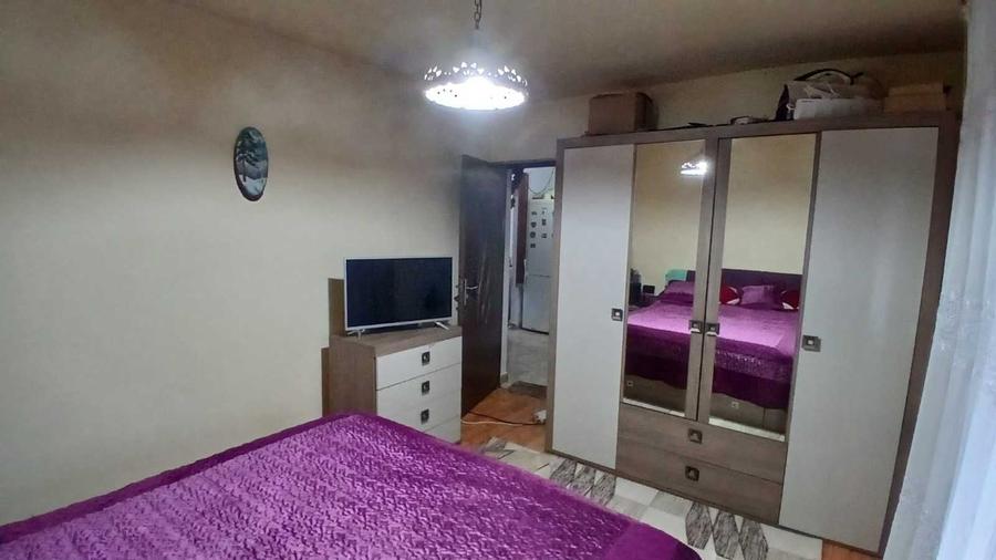 Apartament cu 2 camere decomandat în Deda