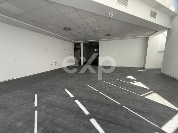 Spațiu comercial, de 570 mp, în Ultracentral