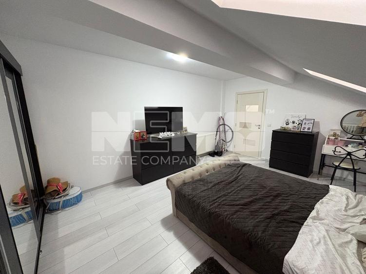 Apartament cu 3 camere decomandat, mobilat în Vest