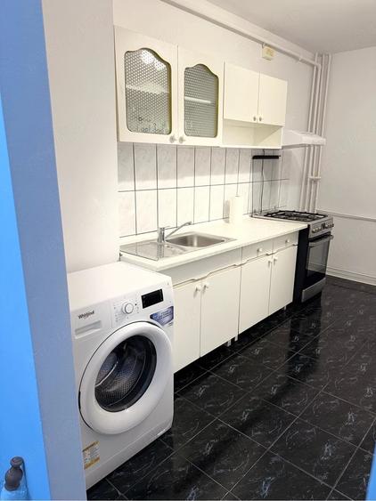 Apartament cu 2 camere decomandat în Aradului