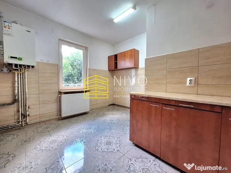 Apartament cu 3 camere decomandat în Tudor