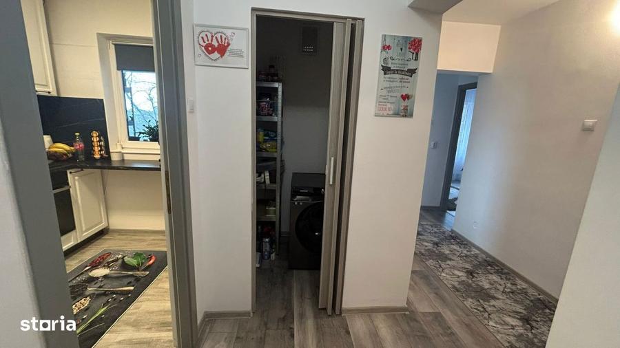 Apartament cu 3 camere decomandat, mobilat în Drumul Taberei — fotografia 3