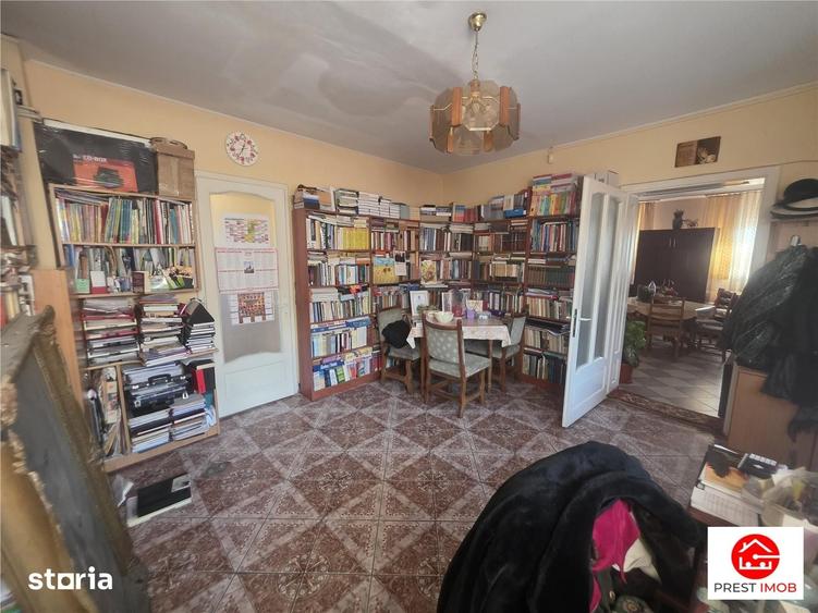 Spațiu comercial, de 450 mp, în Central