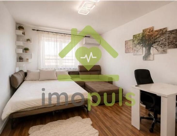 Apartament cu 3 camere decomandat, mobilat în Soarelui