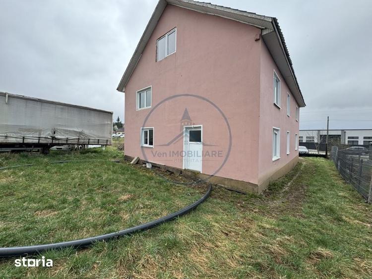 Casă cu 5 camere cu Teren 1500 Mp în Industrială