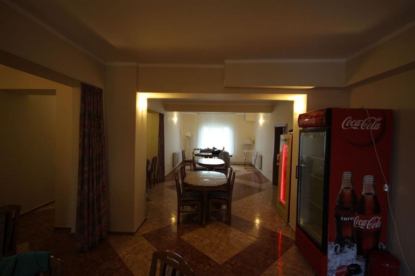 Casă individuală cu 30 camere cu Canalizare în Becicherecu Mic