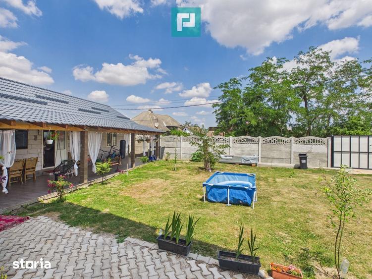 Casă cu 7 camere cu Teren 1482 Mp în Nojorid