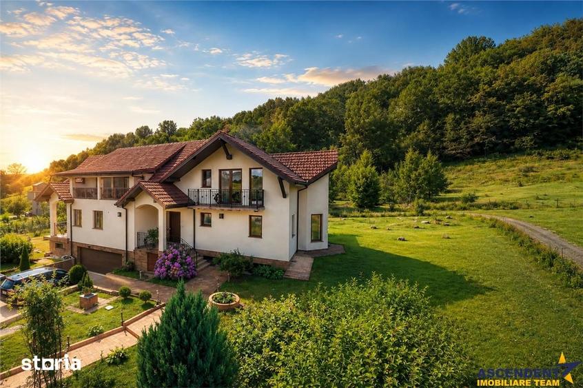 Casă cu 9 camere decomandat cu Teren 1750 Mp în Pestișu Mic