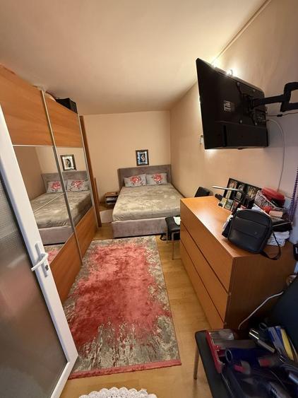 Apartament cu 2 camere decomandat în Casa de Cultură