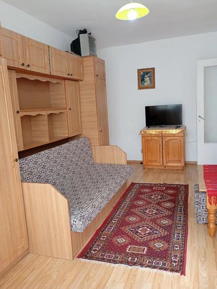 Garsonieră semidecomandată în Micălaca