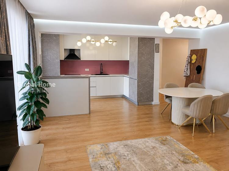 Apartament cu 3 camere decomandat, mobilat în Străulești