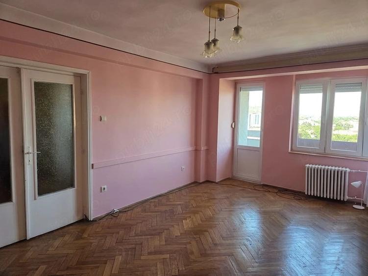Apartament cu 2 camere decomandat în Centru Civic