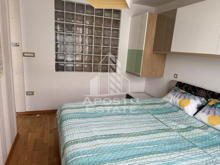 Apartament cu 2 camere decomandat, mobilat în UTA
