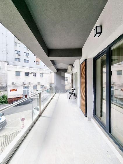 Apartament cu 3 camere decomandat, mobilat în Calea Plevnei