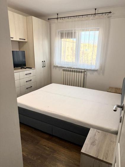 Apartament cu 2 camere decomandat în Galata