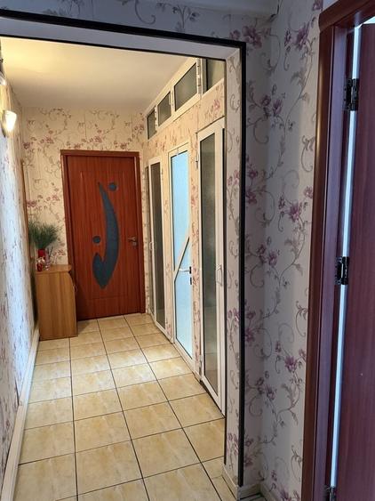 Apartament cu 3 camere în Orizont