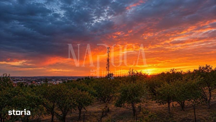 Casă cu 5 camere cu Teren 2000 Mp în Central