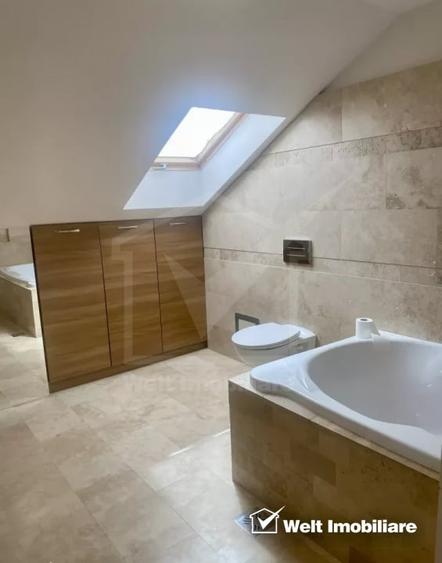 Apartament cu 3 camere semidecomandat, mobilat în Europa