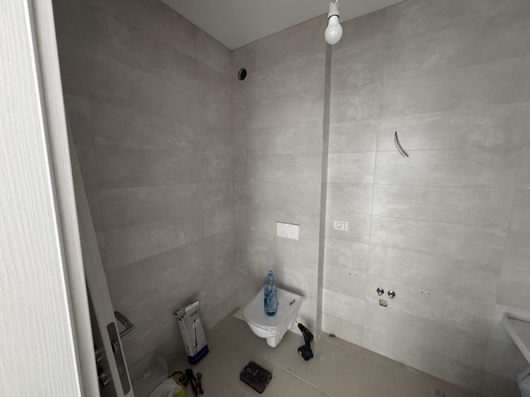 Apartament cu 2 camere decomandat în Lipovei