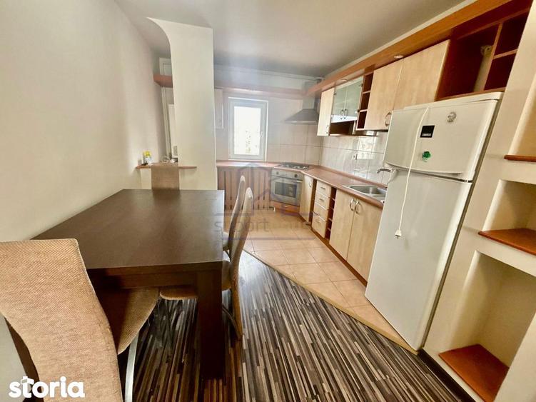 Apartament cu 3 camere decomandat, mobilat în Cantacuzino