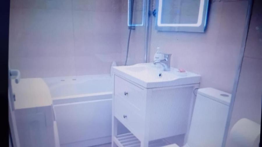 Apartament cu 3 camere, mobilat în Iancului
