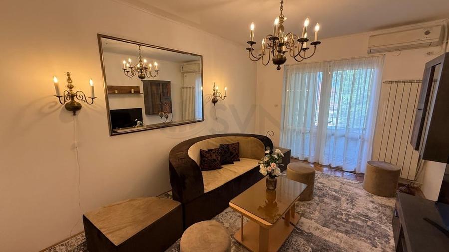 Apartament cu 2 camere decomandat, mobilat în P-ța Amzei