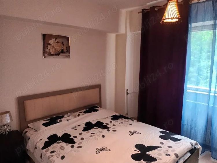 Apartament cu 2 camere decomandat în Craiovița Nouă