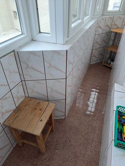 Casă cu 3 camere decomandat în Central